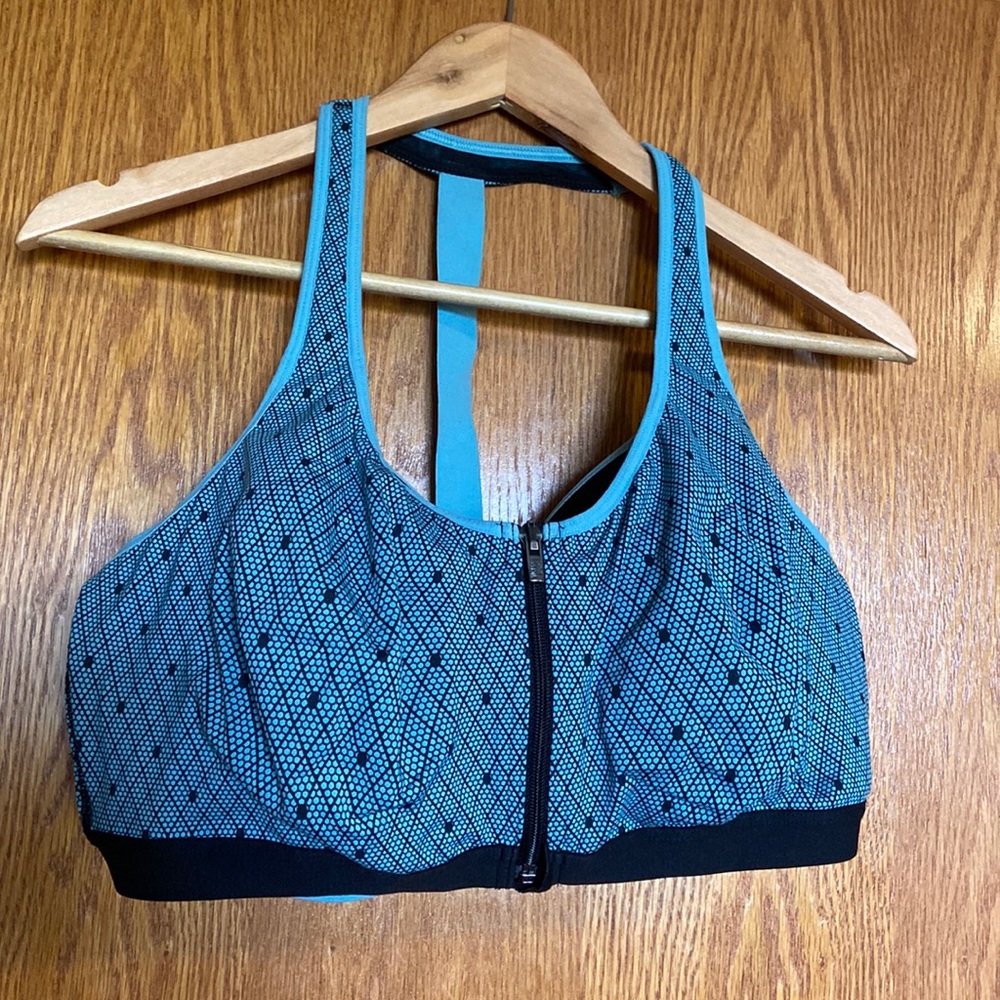 Victoria’s Secret sports bra -  size 40DD